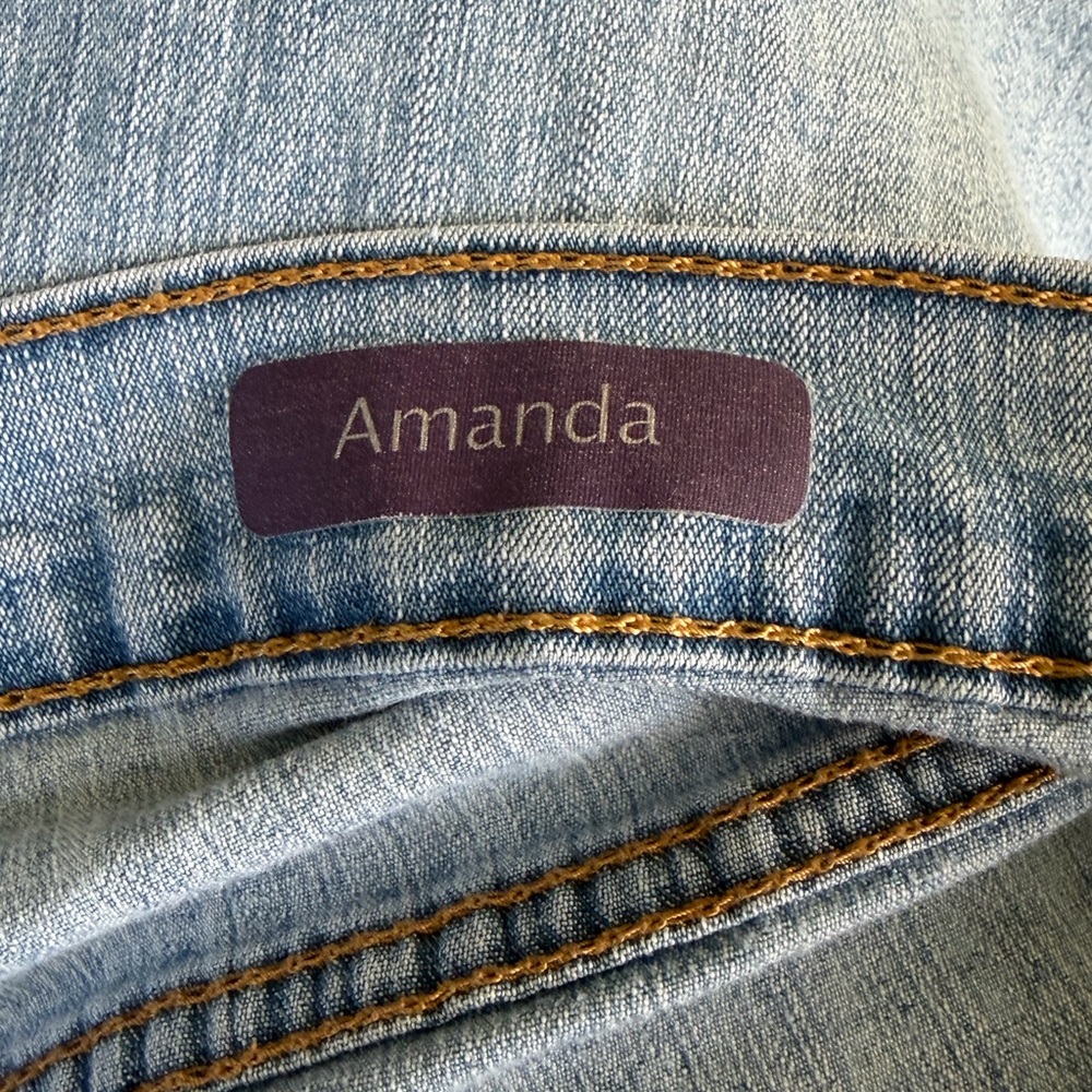 Gloria Vanderbilt Sky Blue Amanda Denim Shorts - Picture 4 of 5